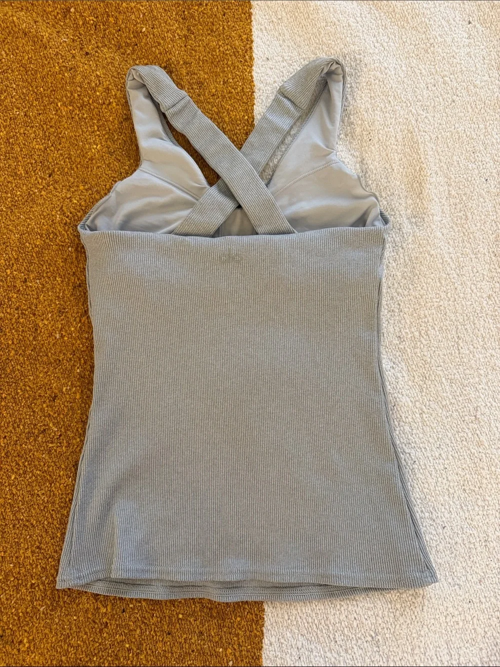 ALO Yoga sleek white